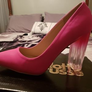 Pink ombre pumps